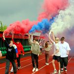 Триколор поднялся над стадионом «Колос» —  Отряд мэра провели флешмоб ко Дню России